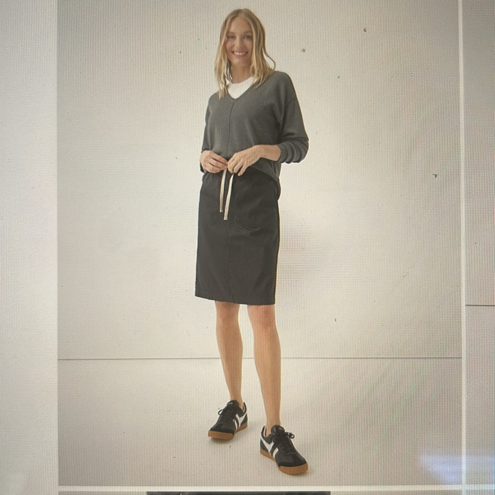 Pact Brand Gray Skirt Size Small